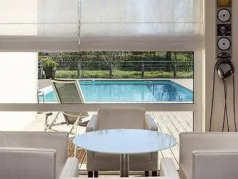 Ibis Golfe De Saint-tropez 3*