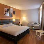 Ibis Golfe De Saint-tropez Hotell