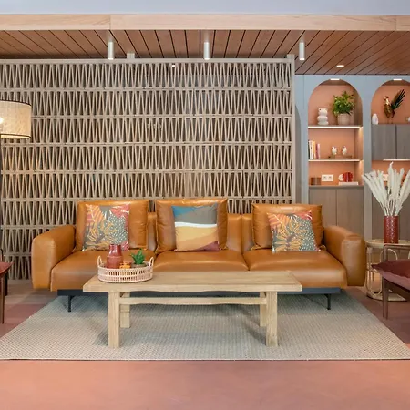 Ibis Golfe De Saint-tropez Otel 3*