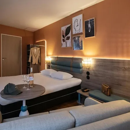 Ibis Golfe De Saint-tropez Otel Cogolin