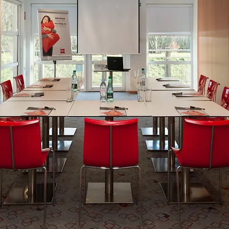 Ibis Golfe De Saint-tropez 3* Cogolin