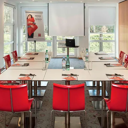 Ibis Golfe De Saint-tropez Hotell