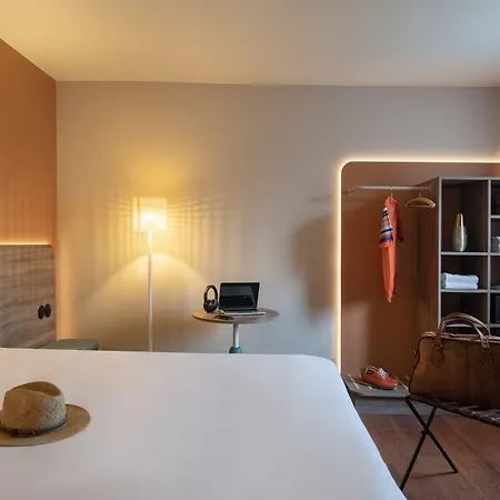 Otel Ibis Golfe De Saint-tropez Cogolin