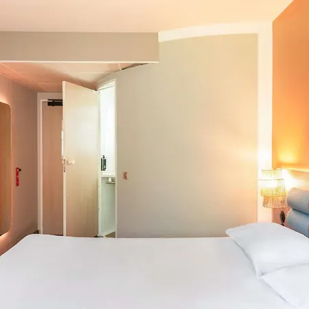 Ibis Golfe De Saint-tropez 3* Cogolin