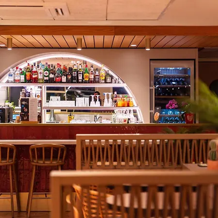 Ibis Golfe De Saint-tropez 3* Cogolin