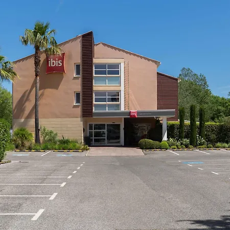 Ibis Golfe De Saint-tropez 3*