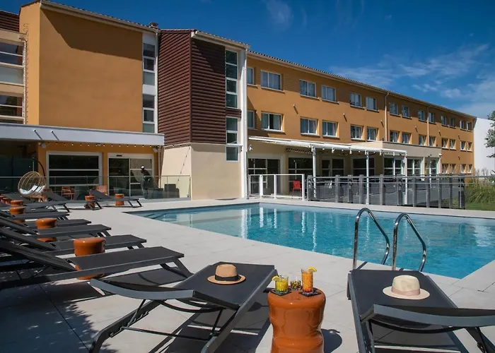 Ibis Golfe De Saint-tropez 3*