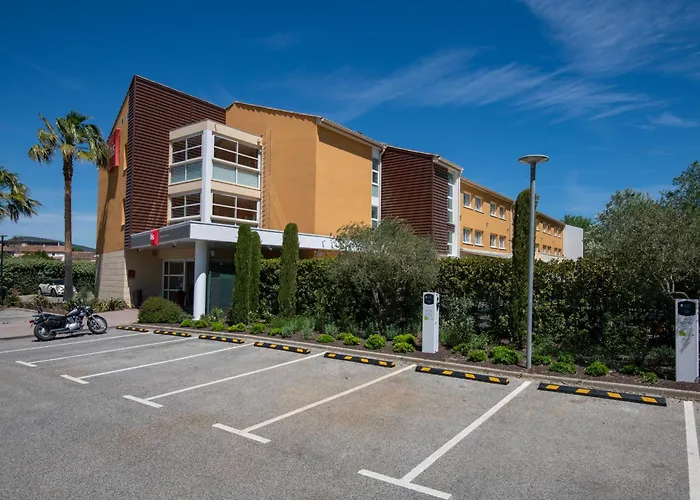 Hotell Ibis Golfe De Saint-tropez Cogolin
