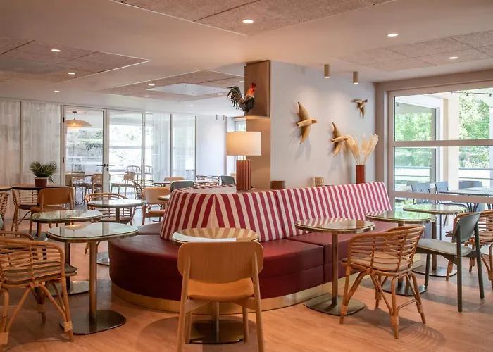 Ibis Golfe De Saint-tropez 3*