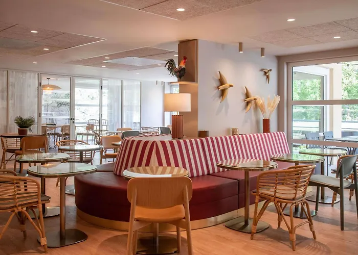 Ibis Golfe De Saint-tropez 3*