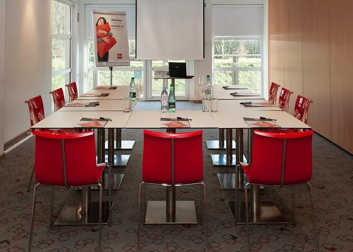 Ibis Golfe De Saint-tropez 3* Cogolin