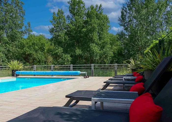Ibis Golfe De Saint-tropez Hotel 3*
