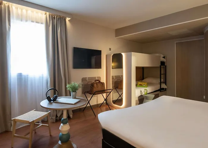 מלון Ibis Golfe De Saint-tropez 3*